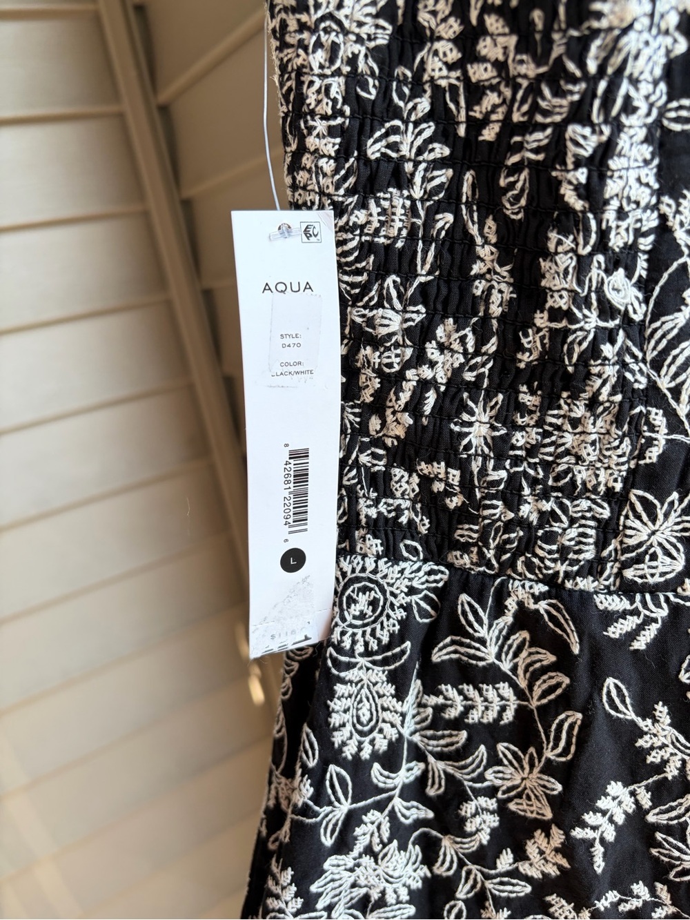 🆕🖤🤍AQUA Floral Embroidered Midi Dress Cotton Sundress Size L Bloomingdale’s - Picture 16 of 17